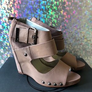 Madea Dusty Pink Leather